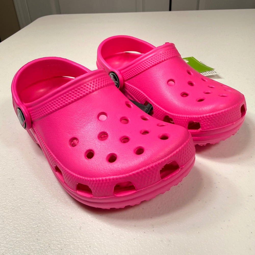 Crocs Kids Classic Clog Neon Magenta Pink Water Shoes Size C8 C9 NWT